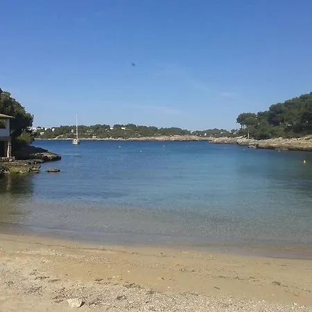 米斯特拉尔旅馆 2*